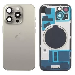 Apple iPhone 15 Pro, Akkufedél, kamera lencsével, mágneses gyűrűvel, fémlemezzel, natúr titán (OEM)