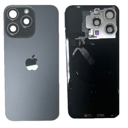 Apple iPhone 16 Pro, Akkufedél, kamera lencsével, mágneses gyűrűvel, vezeték nélküli töltőchippel és vakuval, szerelt, fekete, Black Titanium