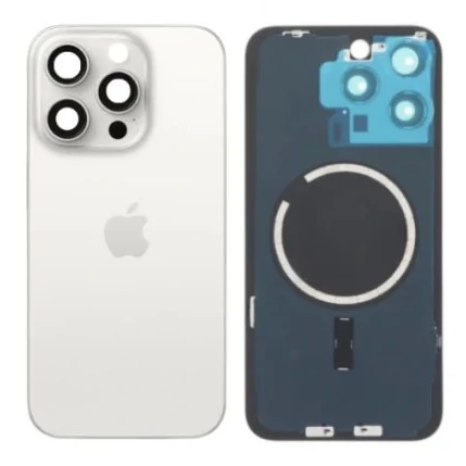 Apple iPhone 15 Pro Max, Akkufedél, kamera lencsével, mágneses gyűrűvel, vezeték nélküli töltőchippel és vakuval, szerelt, fehér, white titanium